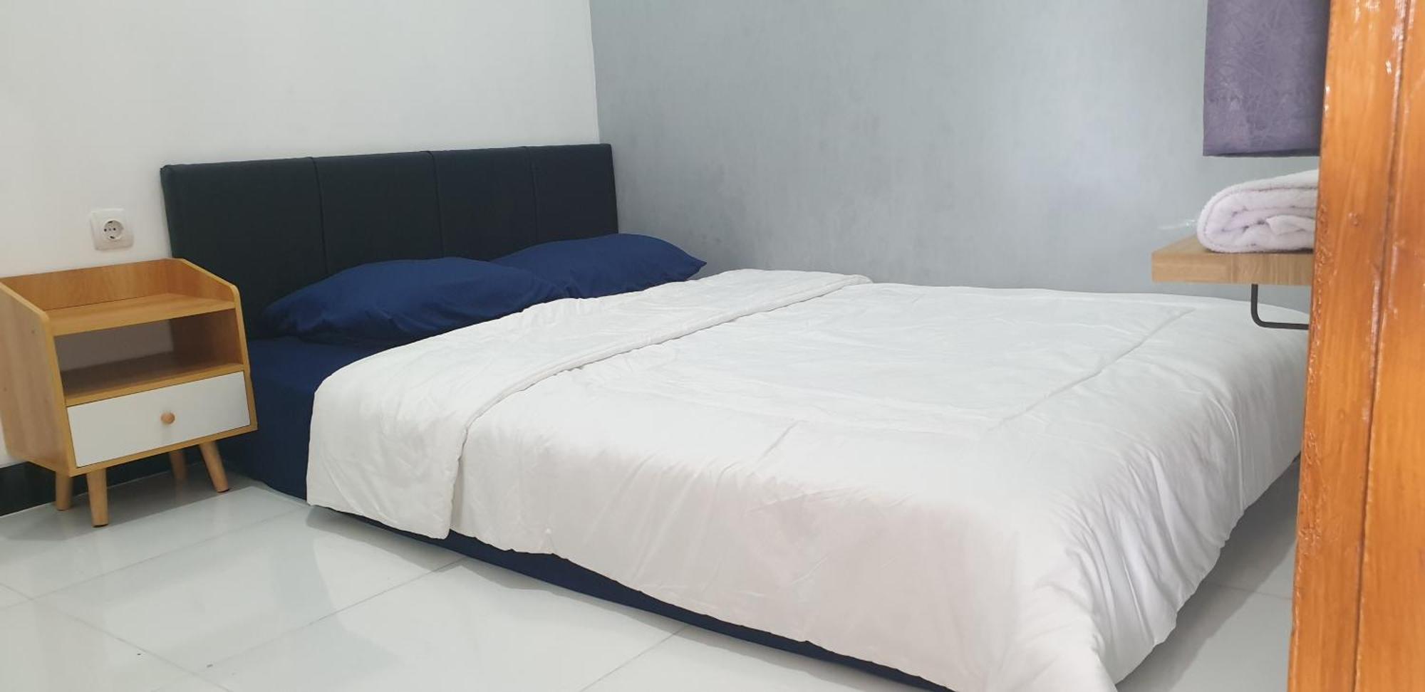 Han Gang Syariah Ponorogo Bilik gambar